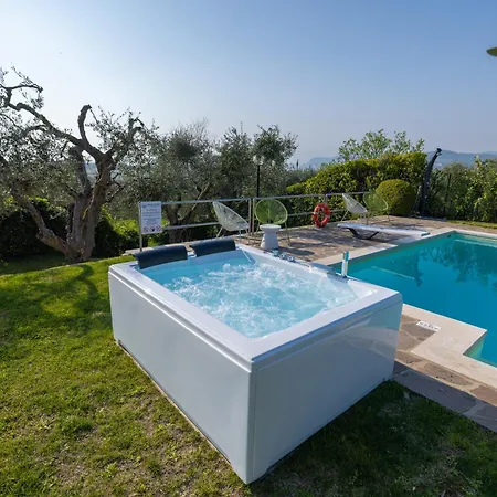 Villa Magic *